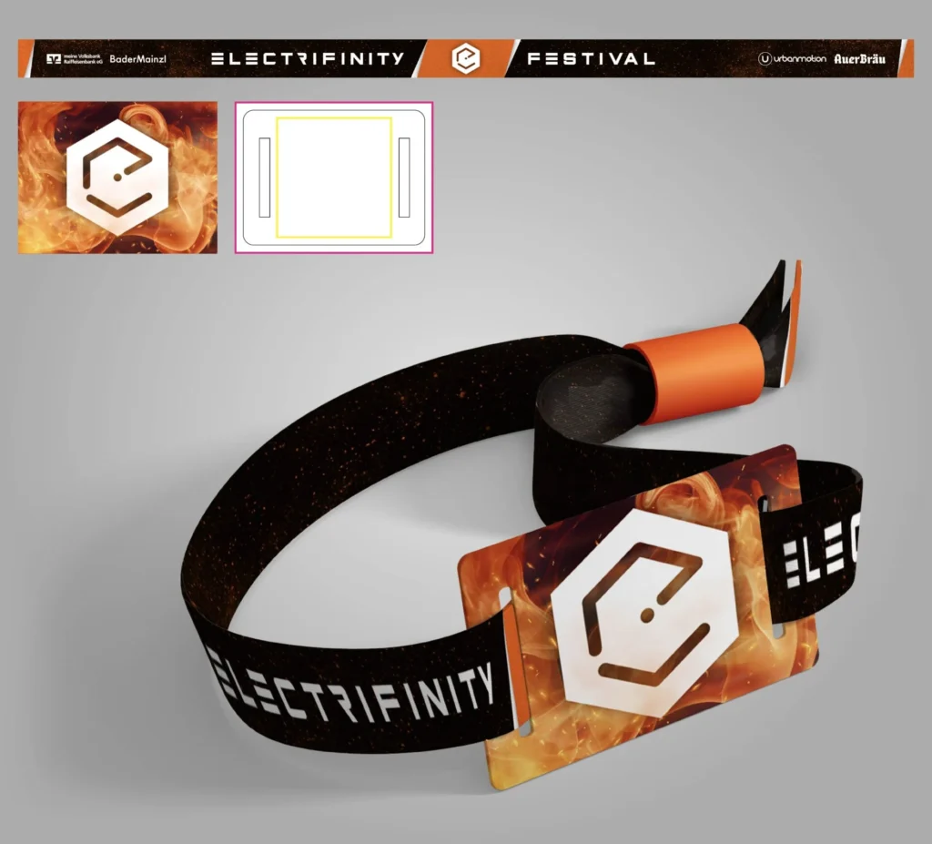 Ein schwarz-orangefarbenes Festivalarmband mit weißem Logo und rechteckigem Verschluss liegt neben einem passenden flachen Entwurf.